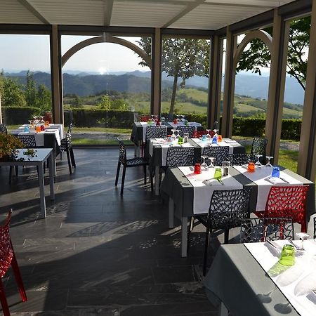 Relais Borgo Del Gallo Acqui Terme Luaran gambar