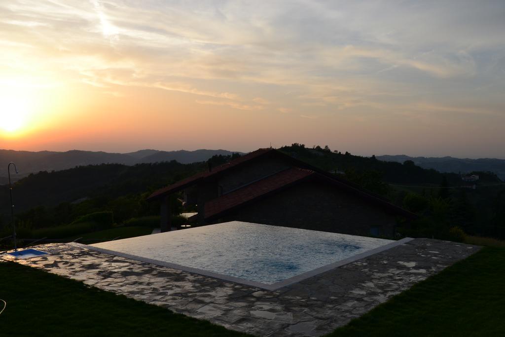 Relais Borgo Del Gallo Acqui Terme Luaran gambar