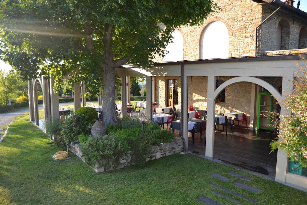 Relais Borgo Del Gallo Acqui Terme Luaran gambar